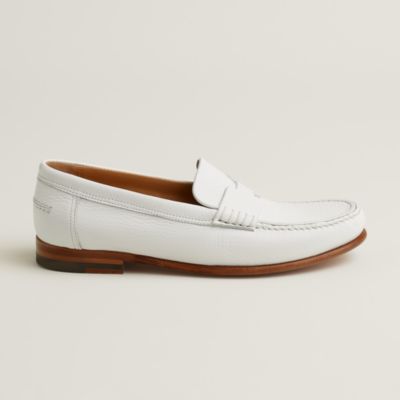 エルメス　モカシンロワイヤル　ホワイト 新品未使用】エルメス モカシンロワイヤル 35 ローファー - メルカリ